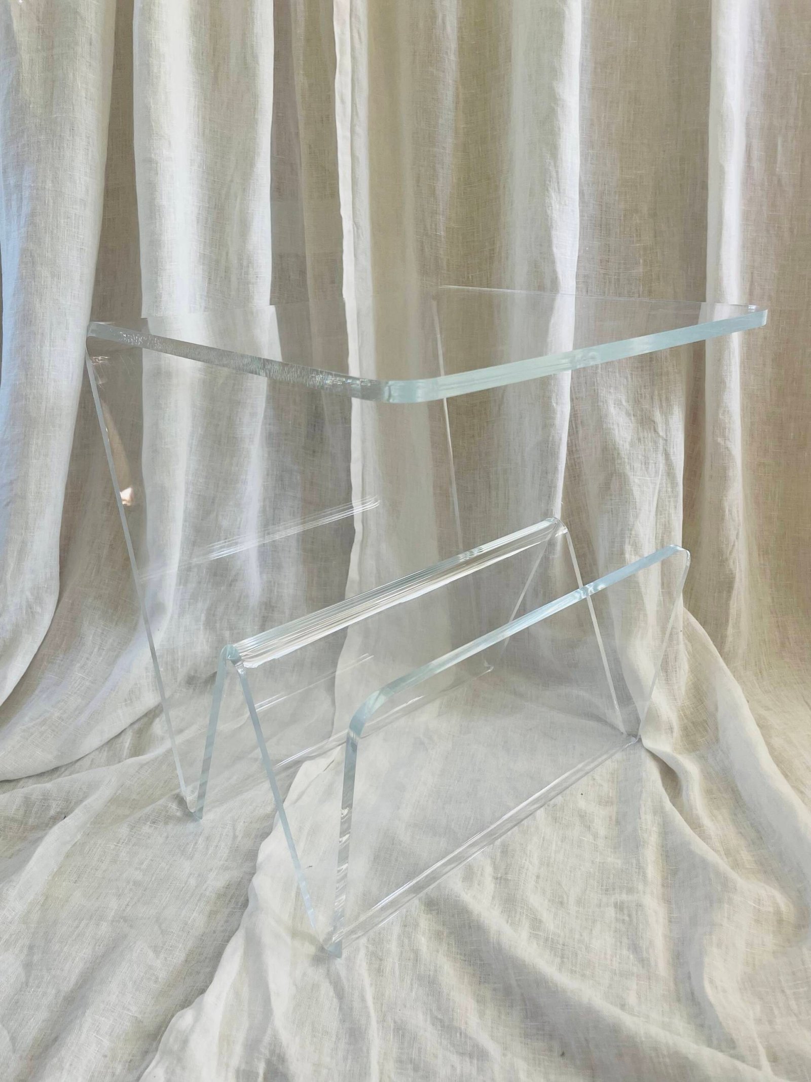 Vintage Acrylic Magazine Rack/Side Table. - Image 5