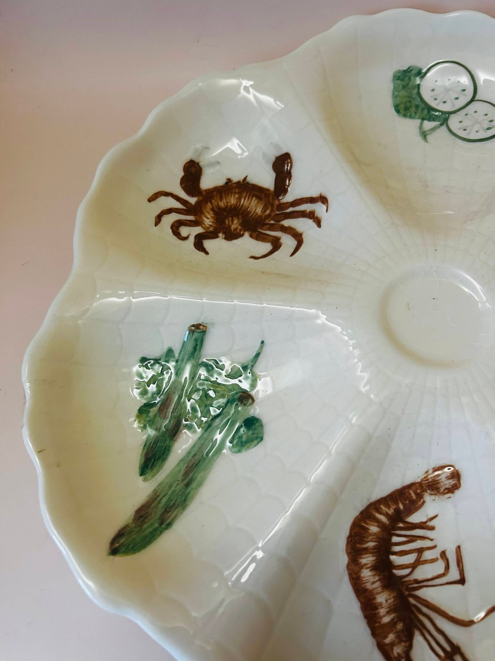 Vintage shorter & son porcelain oyster plate with hand-painted seafood and creamer. - Image 5