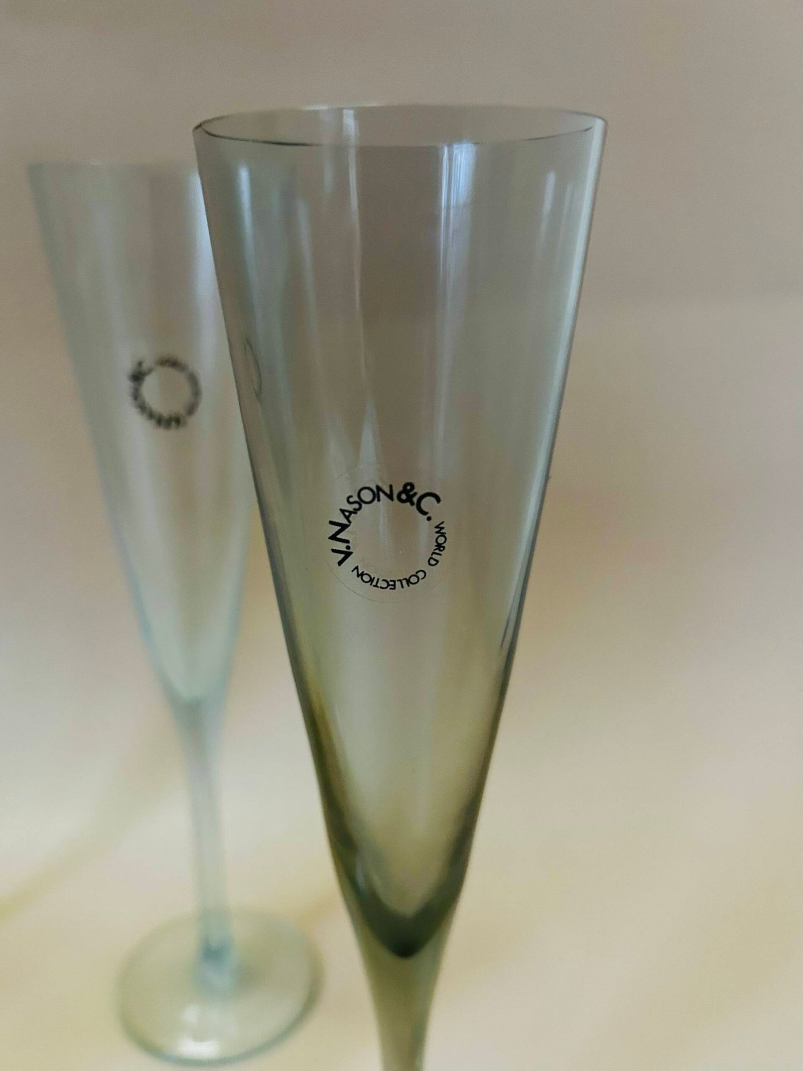 V.Nason & Co World Collection Champagne Glasses Set of 5 🥂(2001) - Image 4