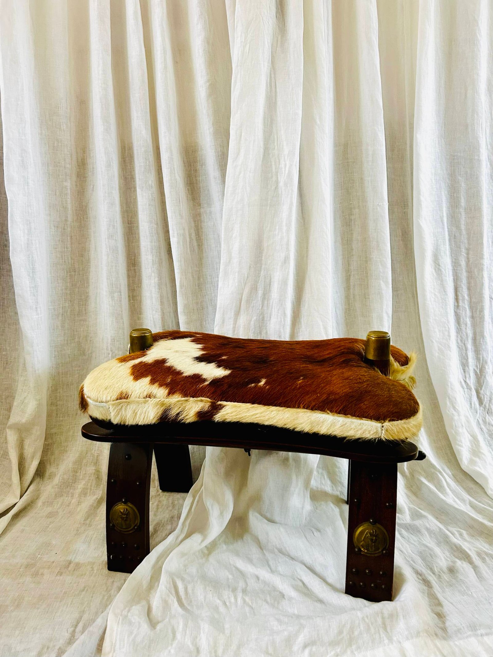 Vintage Moroccan camel saddle stool with cowhide upholstery ๐. - Image 3