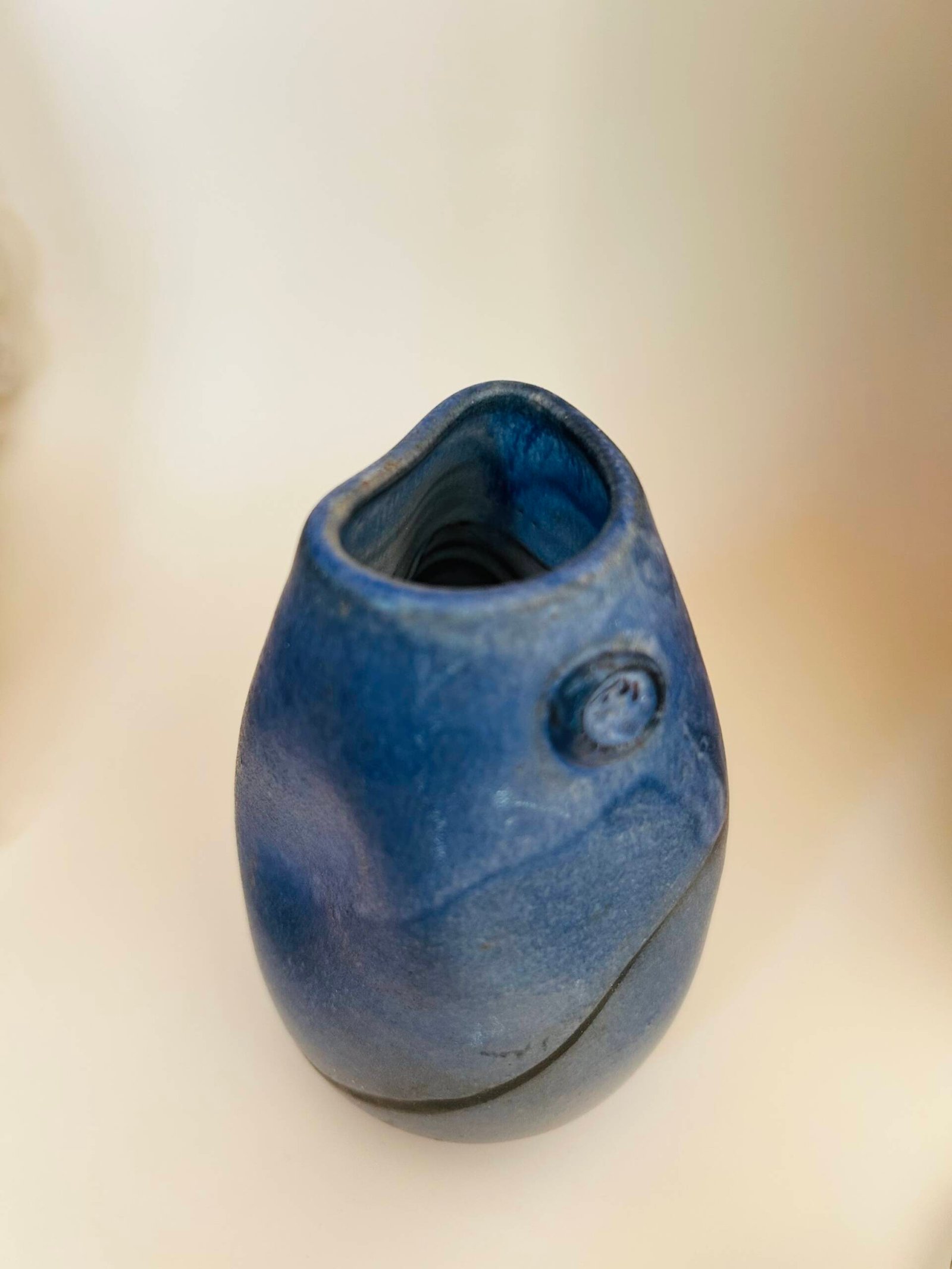 Mottled glazed studio vase - Image 5